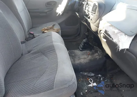 1999 Ford F-150 Work Series/Xl/Xlt z USA, uszkodzony, nr VIN 1FTZF1822XNB33406